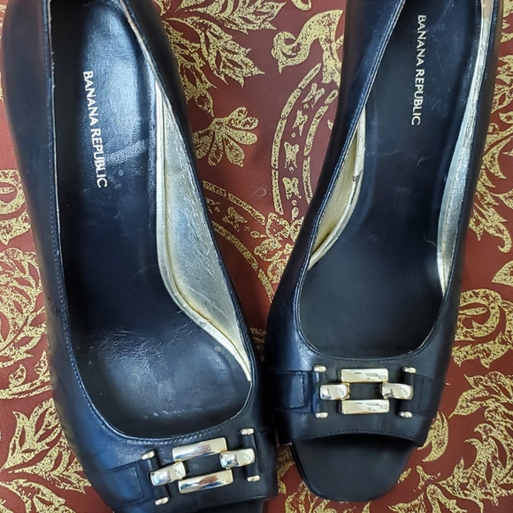 Womens Black Open Toe Pumps Banana Republic - Picture 2 of 9